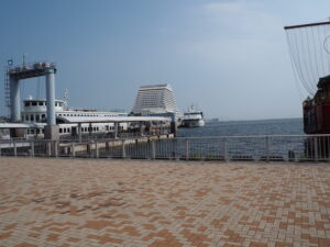 kobe-meriken-park-seaside.jpg